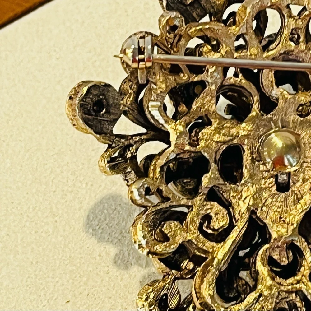 Vintage Gold Tone and Turquoise Brooch with Pearl Drop